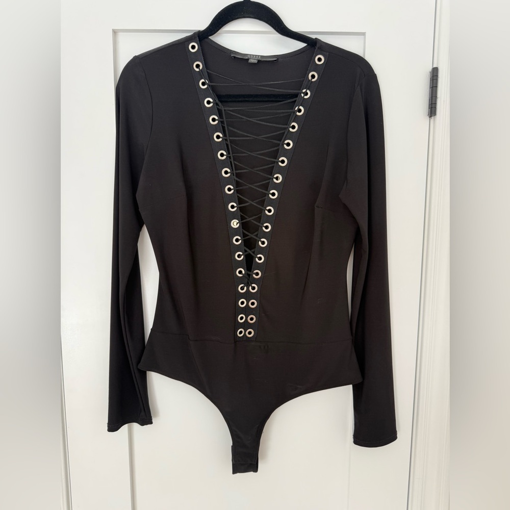 GUESS Black Lace-Up Bodysuit ✨ Grommet Deep V Y2K Sexy Top Size L Rare Sexy Luxe - Picture 3 of 5
